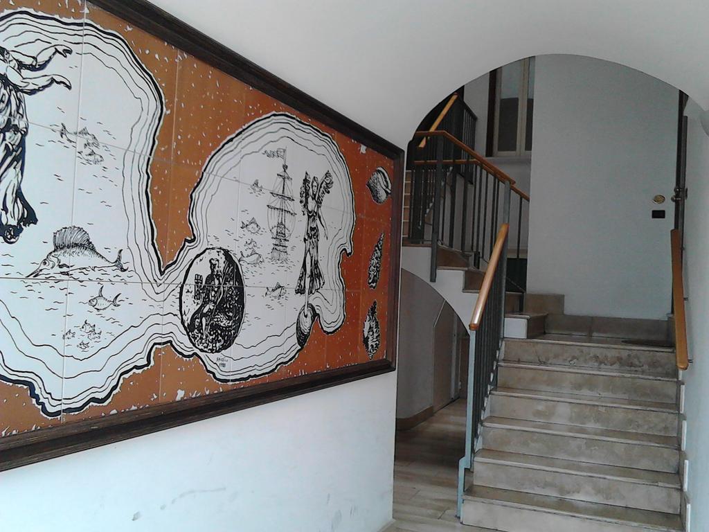 B&B Il Tulipano Taranto Bagian luar foto