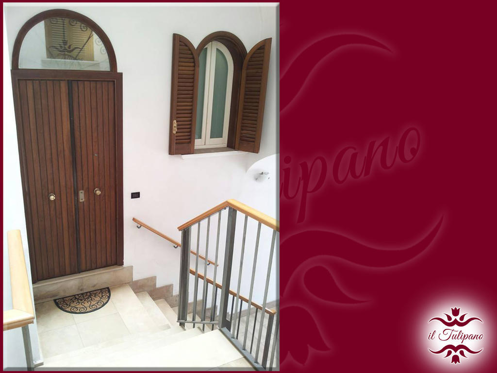B&B Il Tulipano Taranto Bagian luar foto