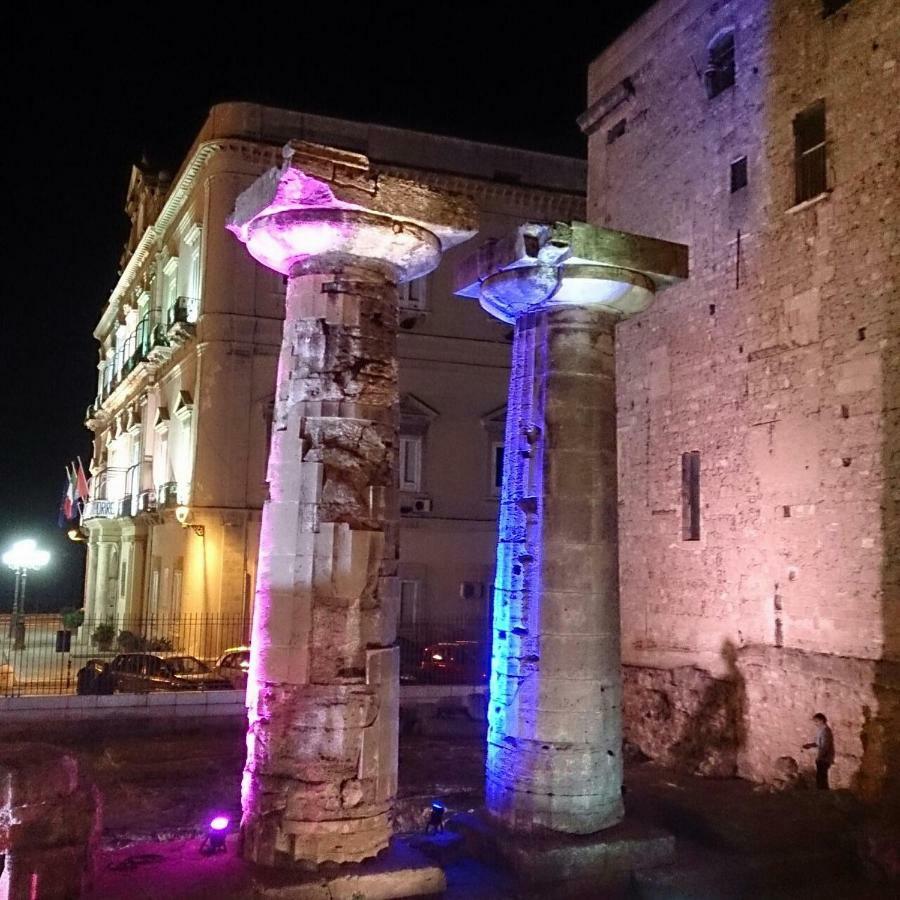 B&B Il Tulipano Taranto Bagian luar foto